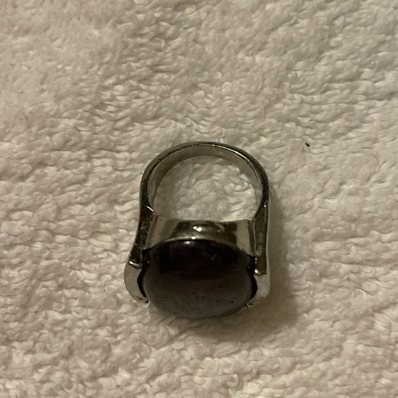 People stone ring - Picture 2 of 4